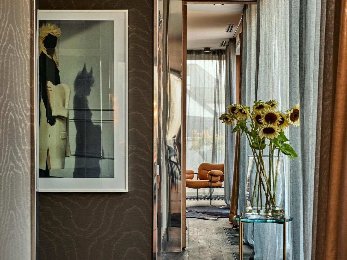 H15 Boutique Hotel, Warsaw, A Member Of Design Hotels Exterior photo Interior of the hotel