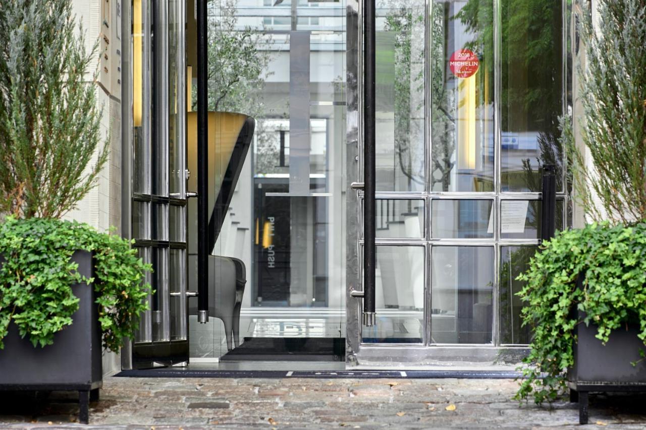 H15 Boutique Hotel, Warsaw, A Member Of Design Hotels Exterior photo Entrance to the museum