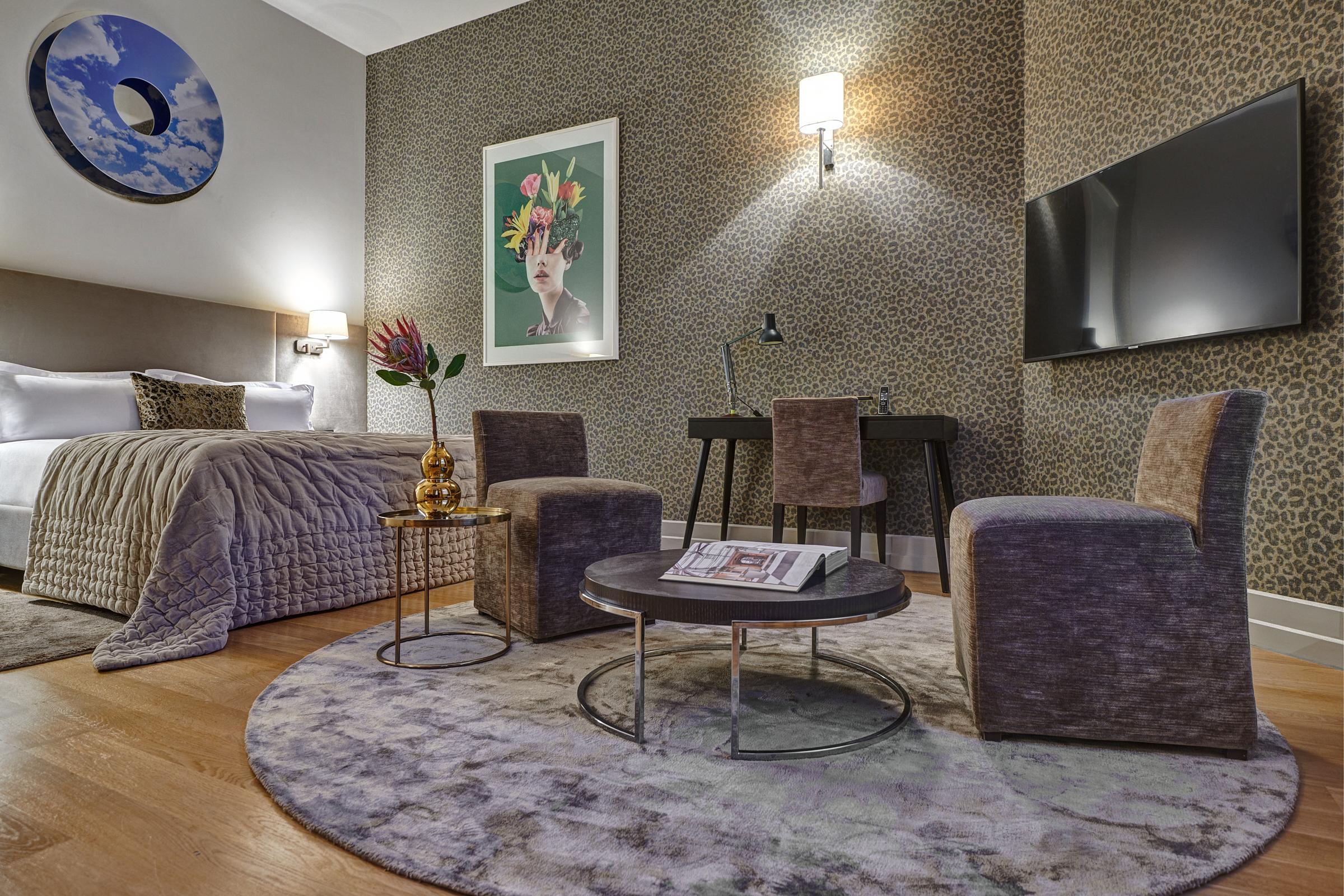 H15 Boutique Hotel, Warsaw, A Member Of Design Hotels Exterior photo A room at the hotel