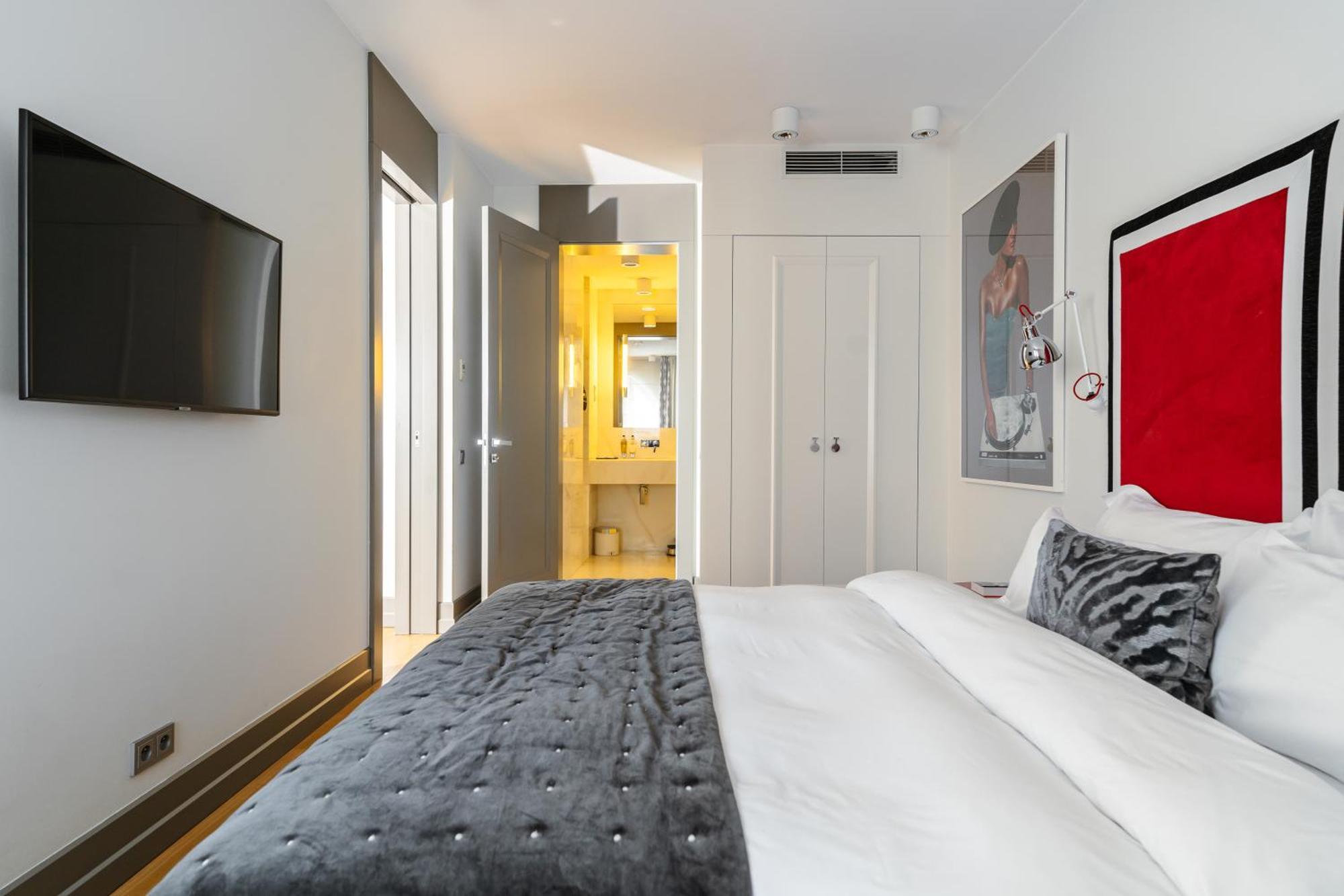 H15 Boutique Hotel, Warsaw, A Member Of Design Hotels Exterior photo A room at the hotel