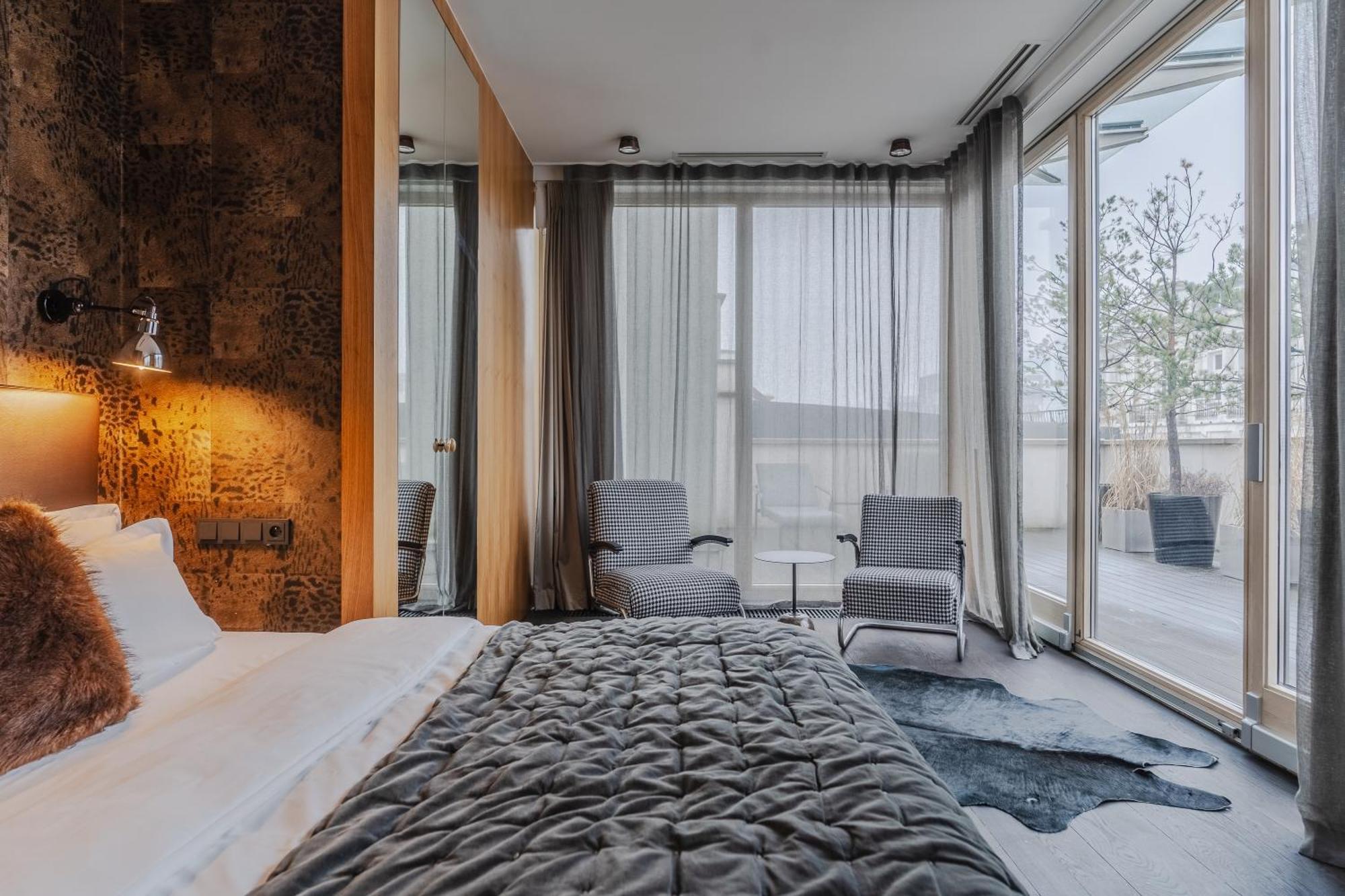 H15 Boutique Hotel, Warsaw, A Member Of Design Hotels Room photo Suite