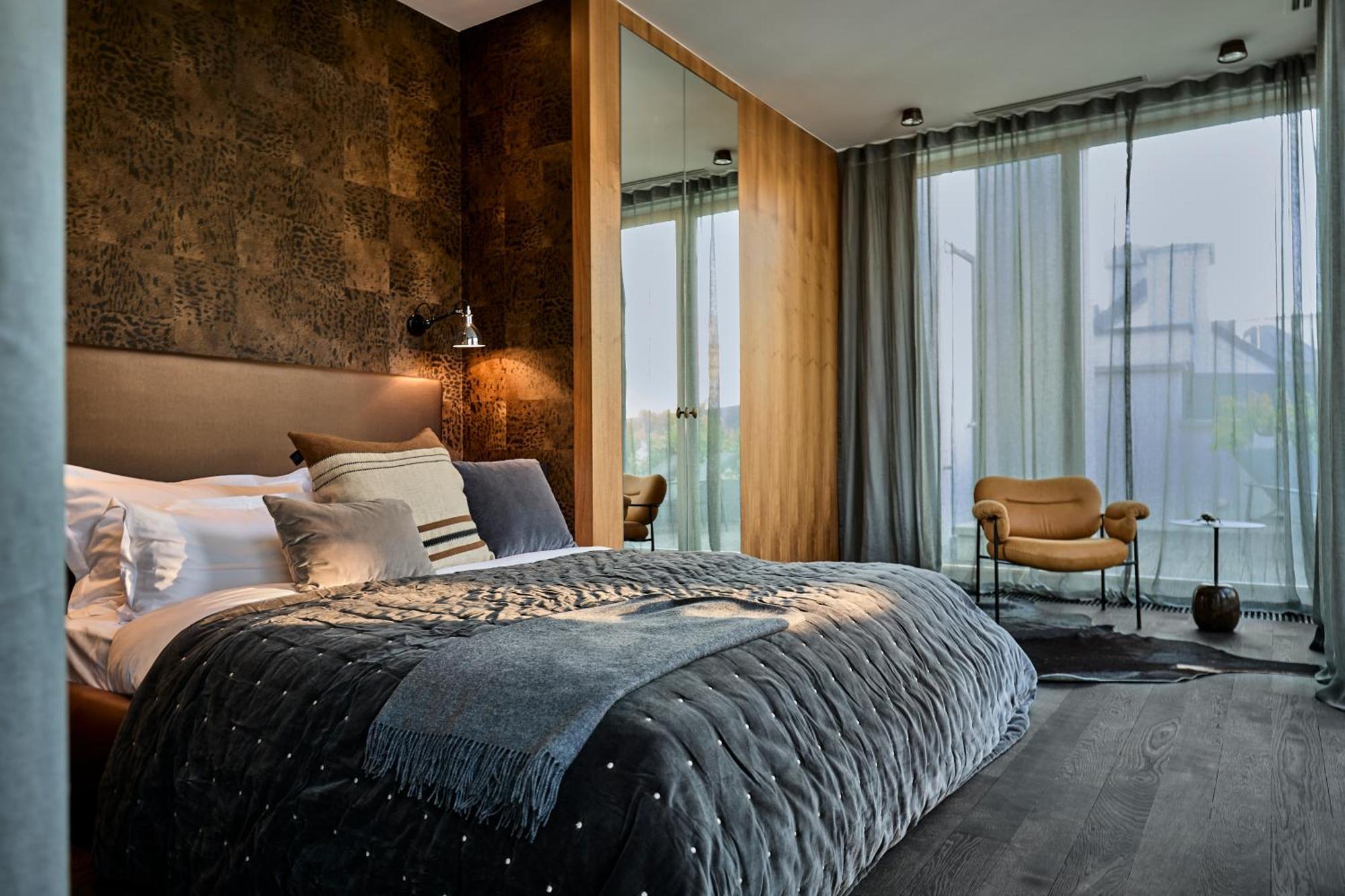 H15 Boutique Hotel, Warsaw, A Member Of Design Hotels Exterior photo A bedroom at the hotel
